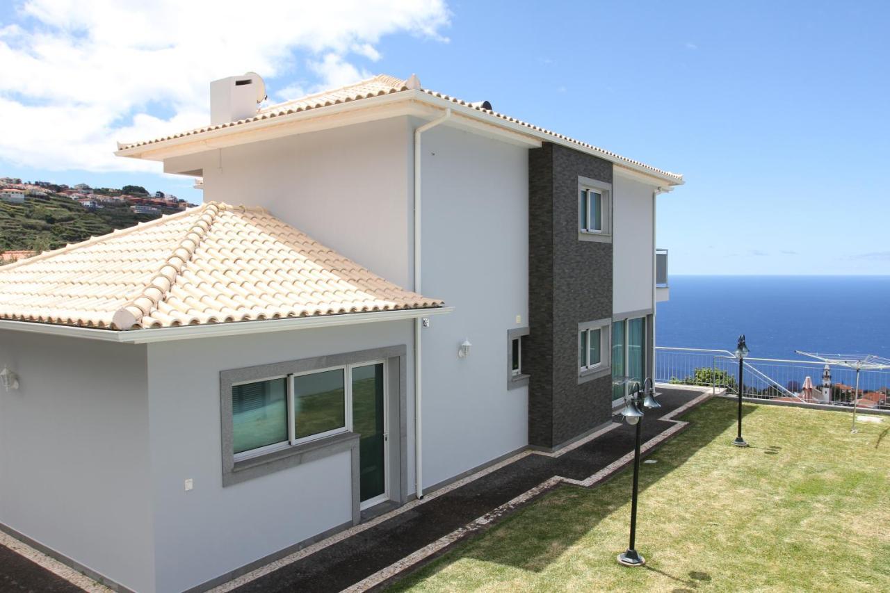 Villa Abreu - A Wonderful Ocean View Calheta  Exteriör bild