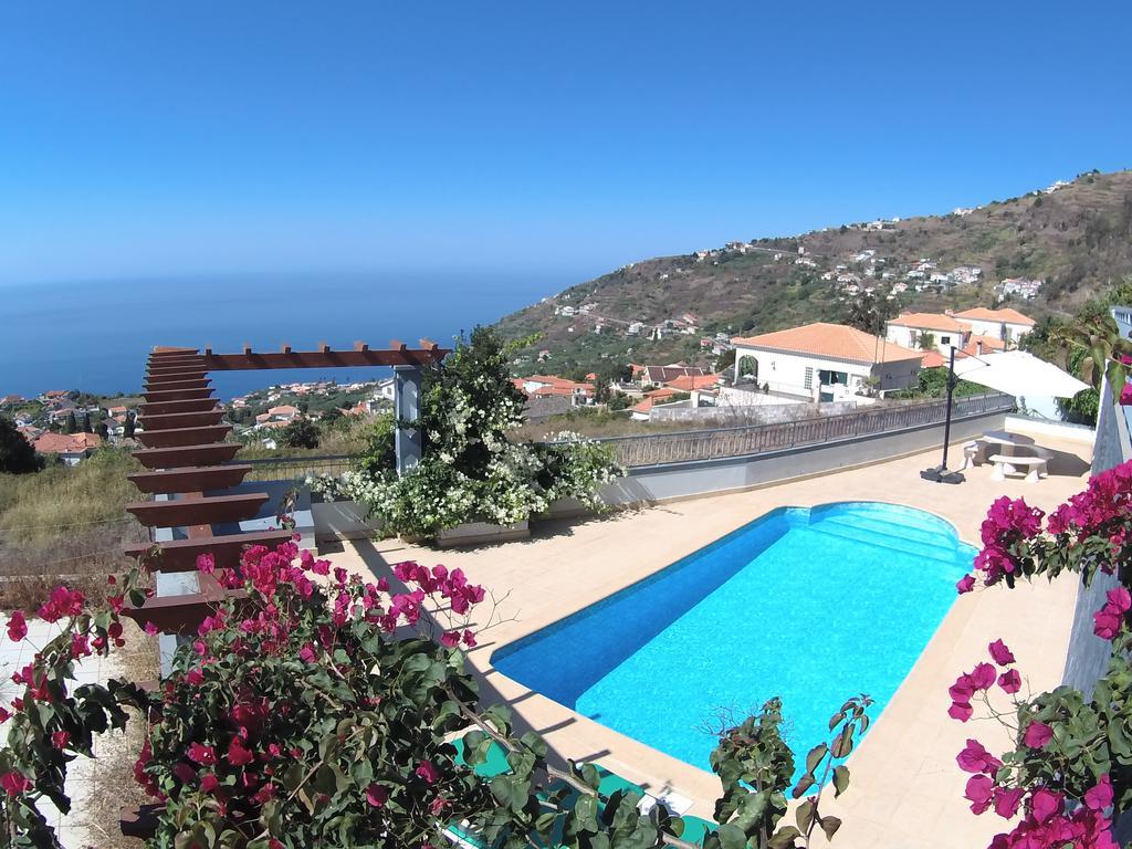 Villa Abreu - A Wonderful Ocean View Calheta  Exteriör bild